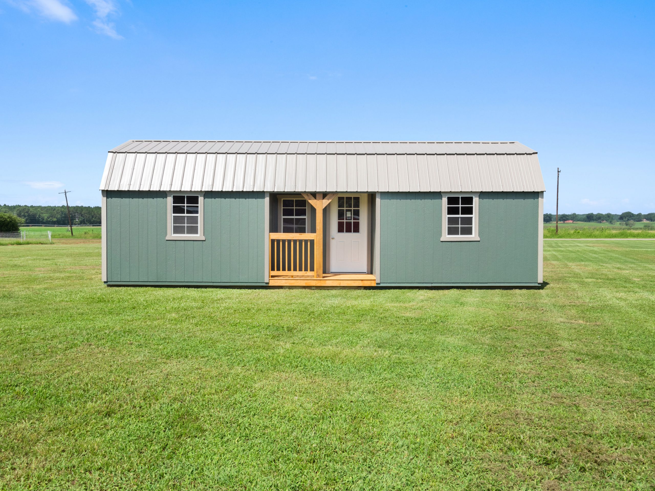 Lofted Center Cabin